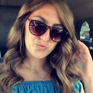 Meet your Posher, Patty